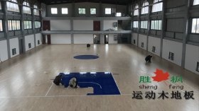 室内篮球馆木地板划线施工